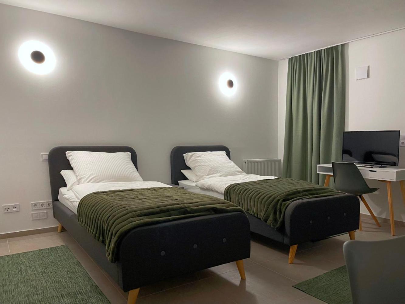 Board Inn - Haus Regensburg Eksteriør billede