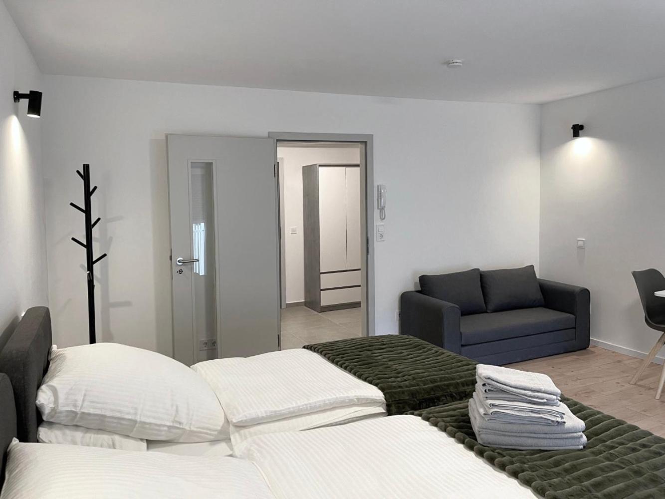 Board Inn - Haus Regensburg Eksteriør billede
